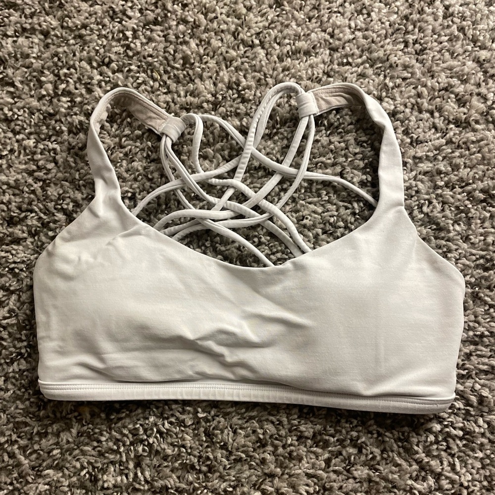 Lululemon Free to be Wild sports bra! Size 2!